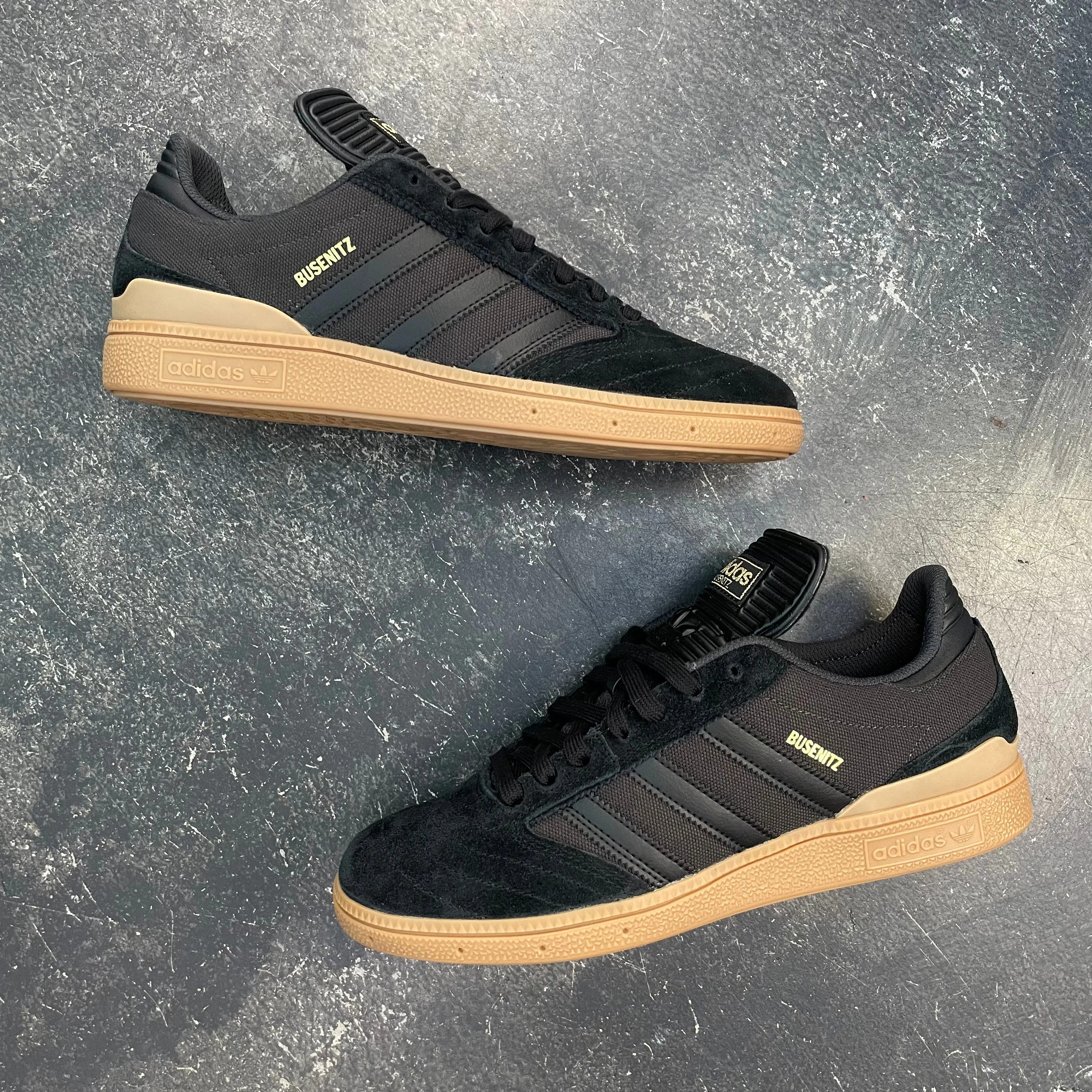 Adidas Busenitz Black/Carbon/Gold Gum