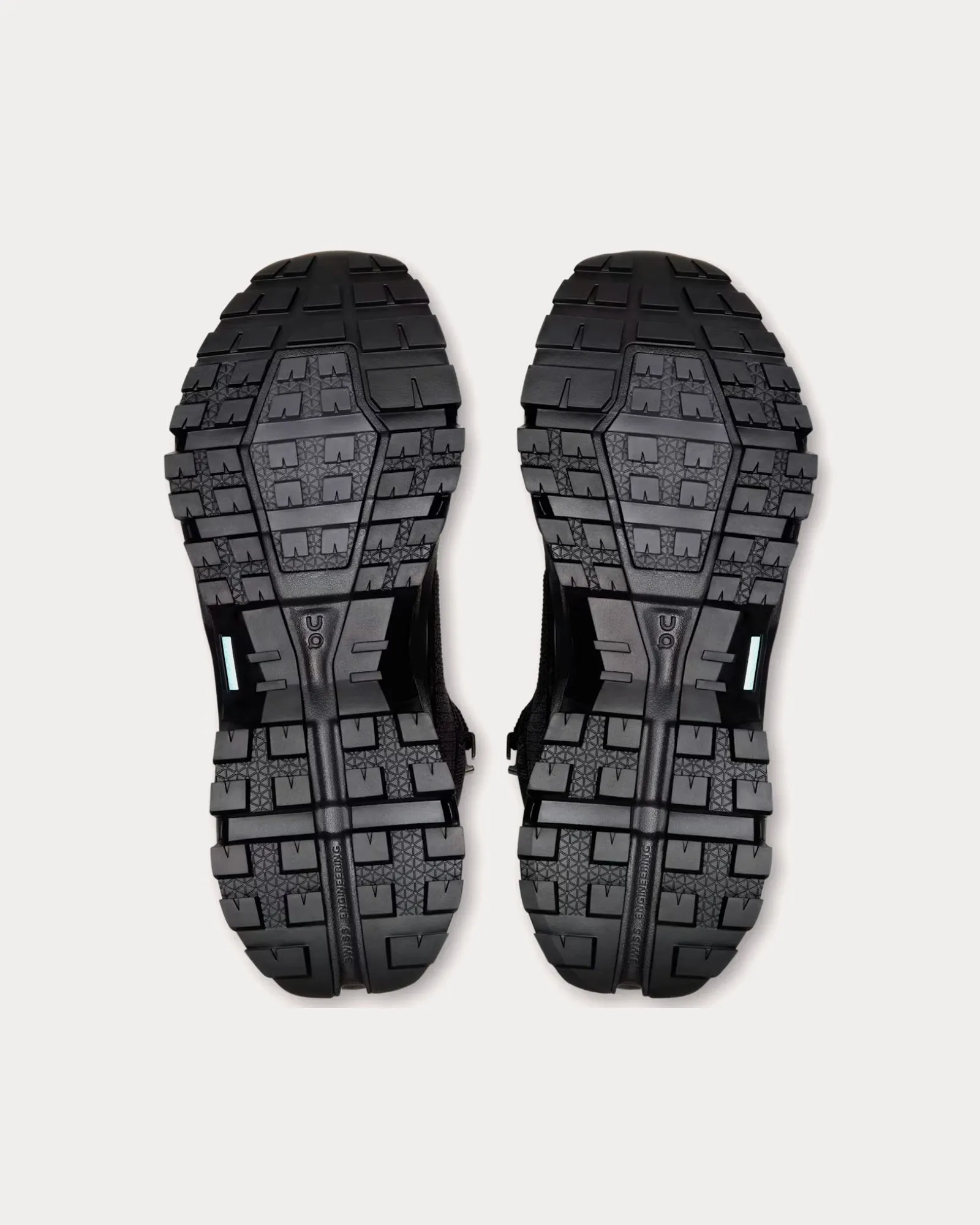Cloudrock Mid WP Black / Black Boots